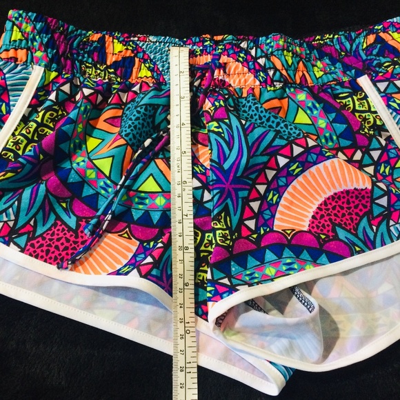 No Boundries Kaleidoscope Swim Trunks/Shorts - Picture 5 of 7